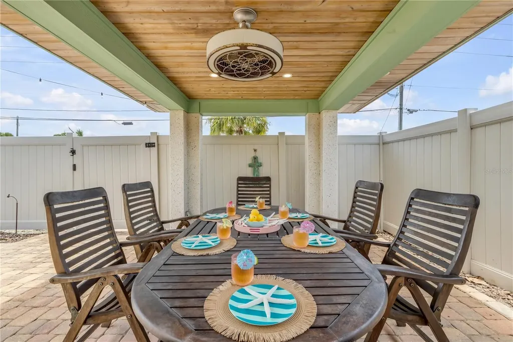 472 N Causeway New Smyrna Beach FL 32169