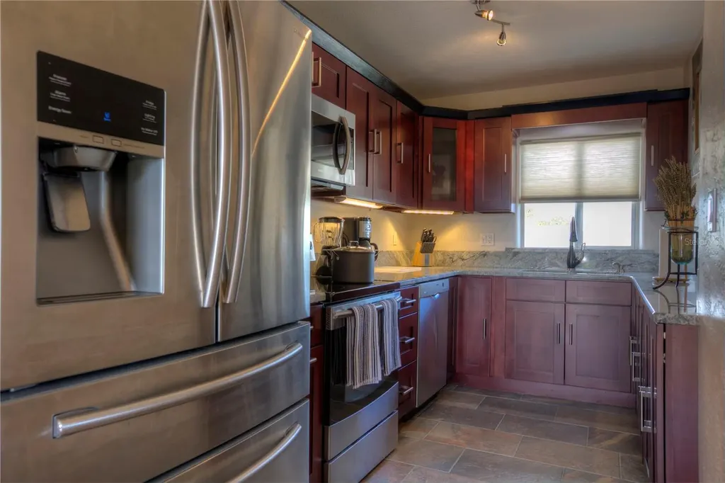472 N Causeway New Smyrna Beach FL 32169