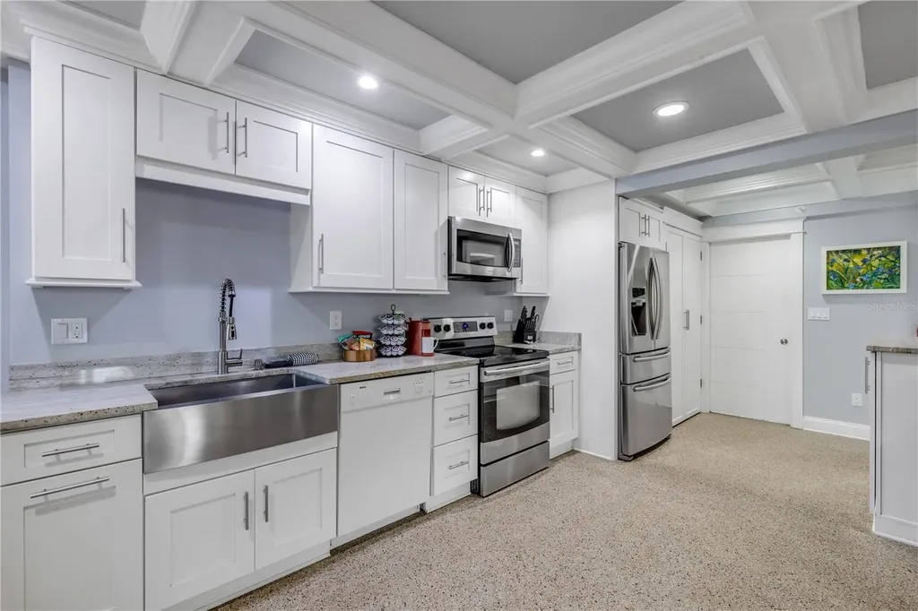 472 N Causeway New Smyrna Beach FL 32169