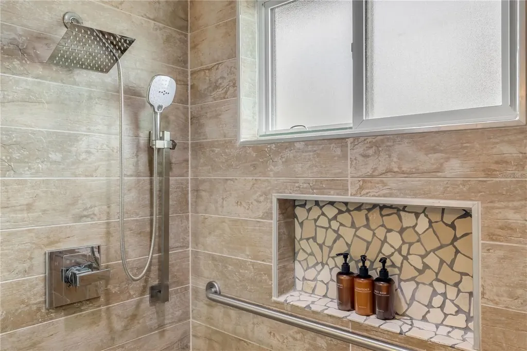 472 N Causeway New Smyrna Beach FL 32169