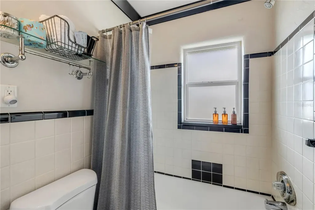 472 N Causeway New Smyrna Beach FL 32169