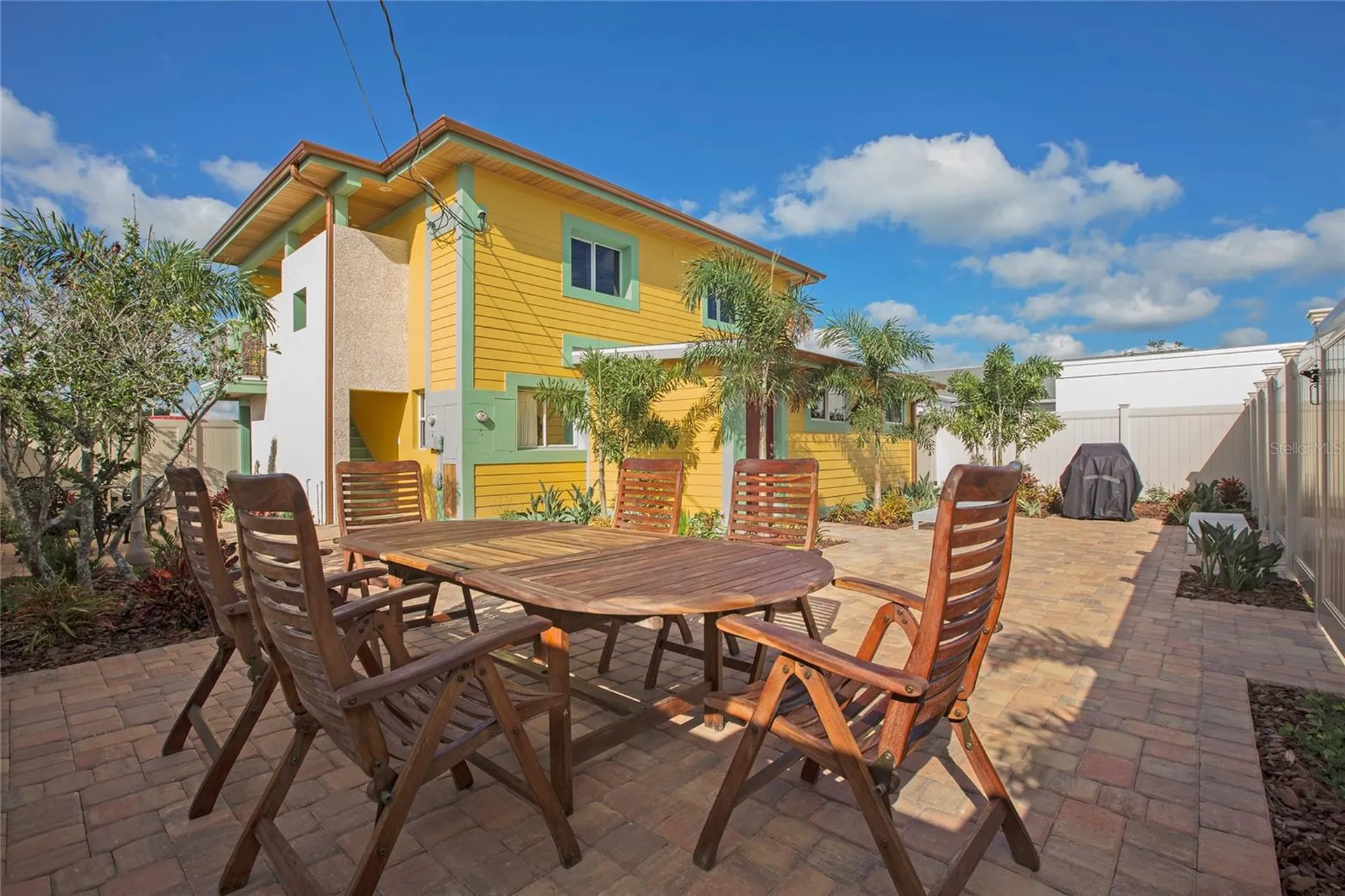 472 N Causeway New Smyrna Beach FL 32169