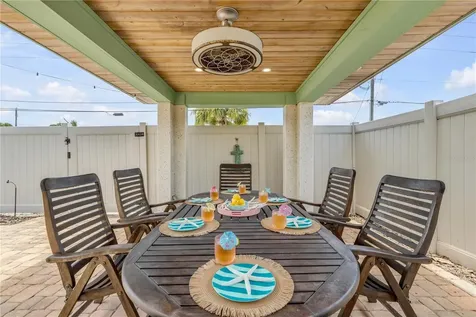 472 N Causeway New Smyrna Beach FL 32169