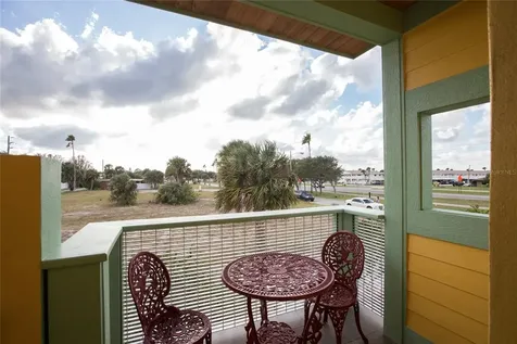 472 N Causeway New Smyrna Beach FL 32169