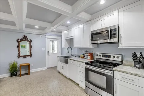 472 N Causeway New Smyrna Beach FL 32169
