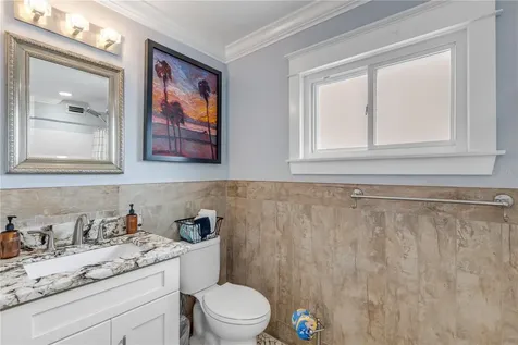472 N Causeway New Smyrna Beach FL 32169