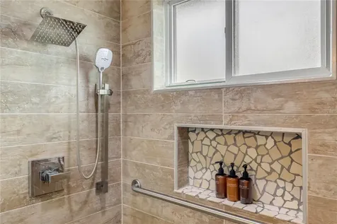 472 N Causeway New Smyrna Beach FL 32169