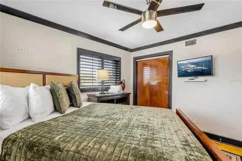 472 N Causeway New Smyrna Beach FL 32169