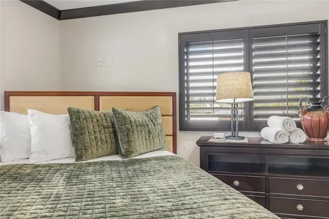 472 N Causeway New Smyrna Beach FL 32169