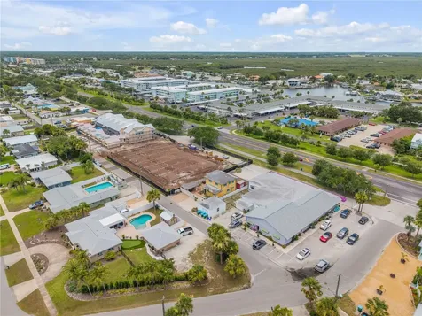 472 N Causeway New Smyrna Beach FL 32169