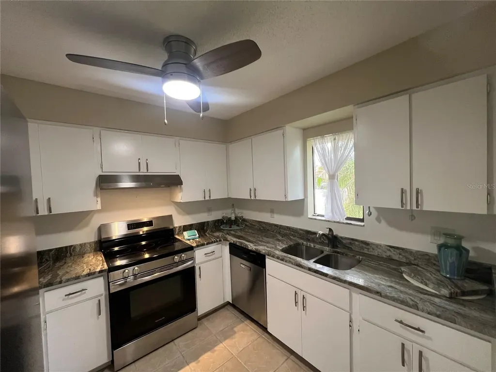 6535 Draw Lane Sarasota FL 34238