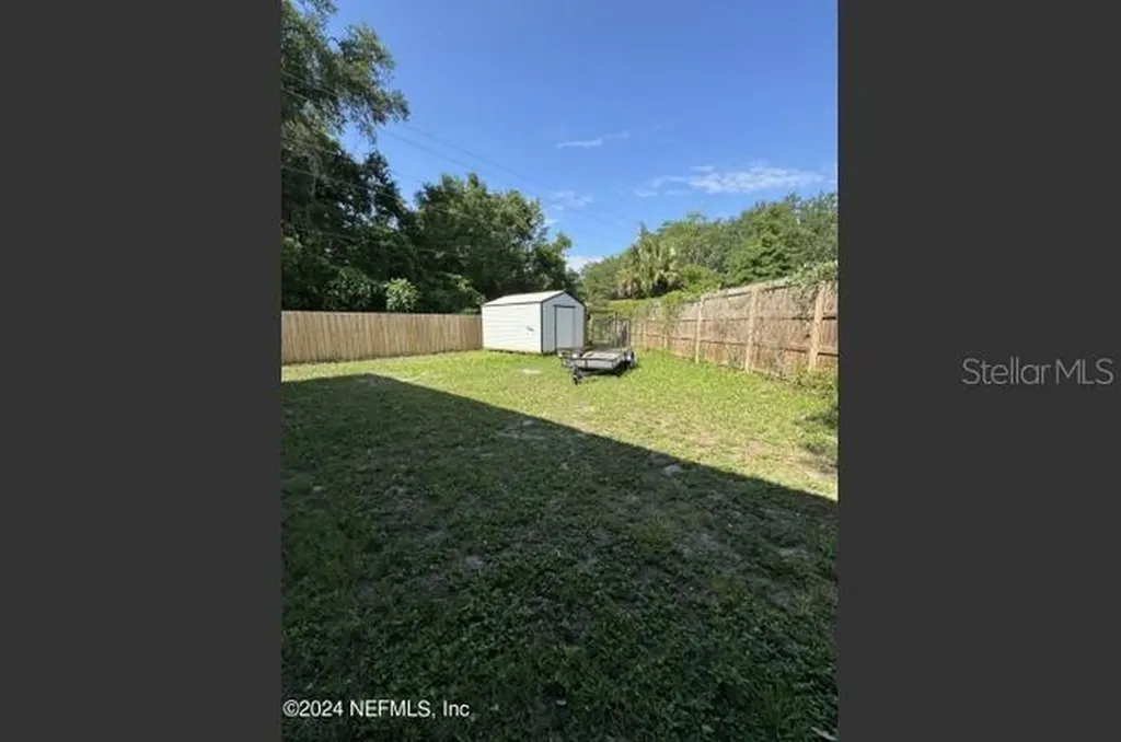 6107 W 1st Manor Palatka FL 32177