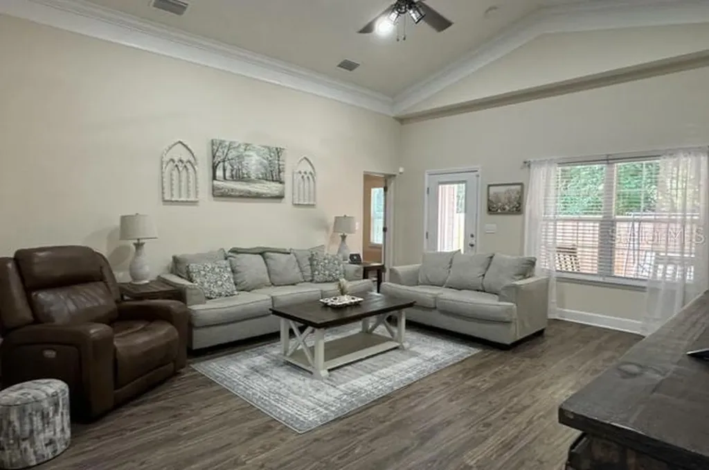6107 W 1st Manor Palatka FL 32177