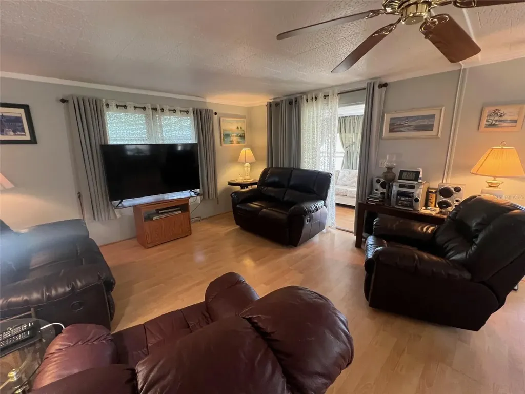 13225 101st Street Largo FL 33773
