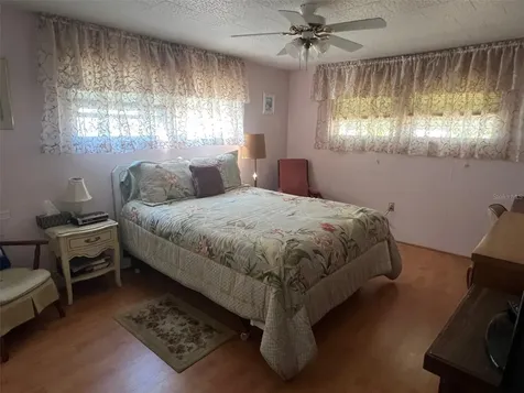 13225 101st Street Largo FL 33773