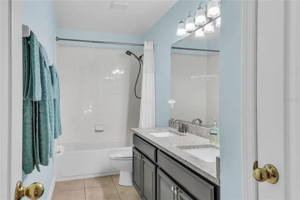 503 Osprey Lakes Circle Chuluota FL 32766