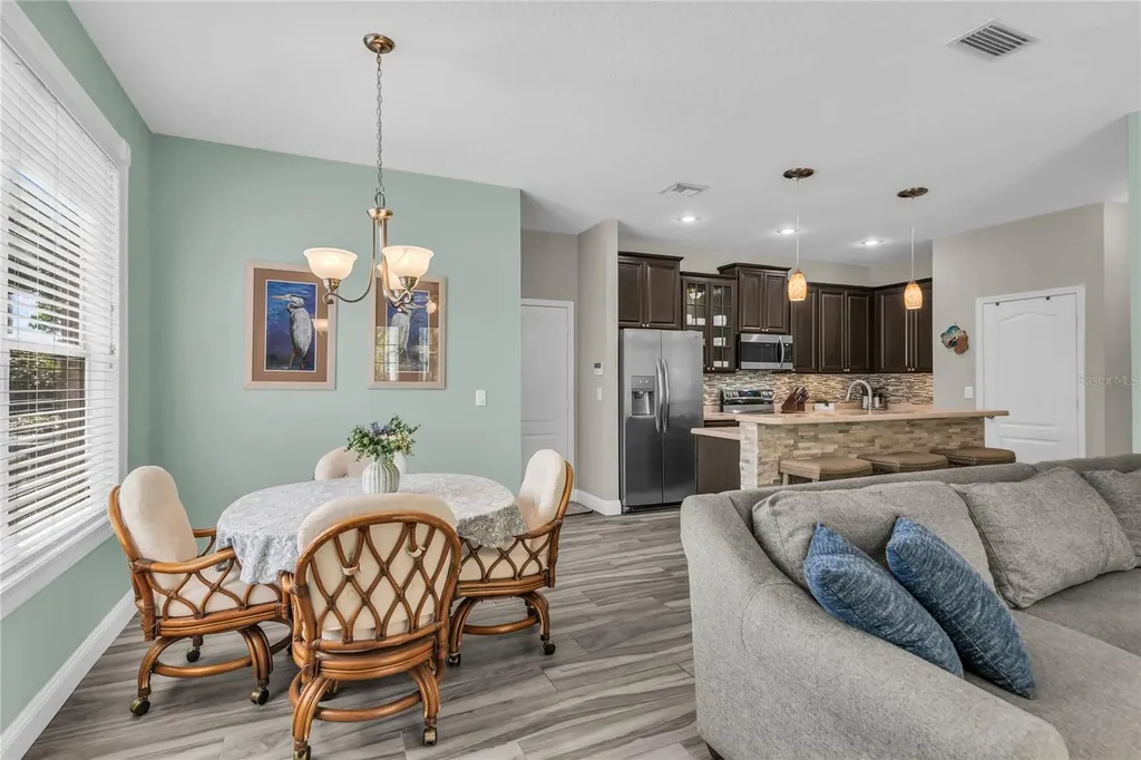 503 Osprey Lakes Circle Chuluota FL 32766