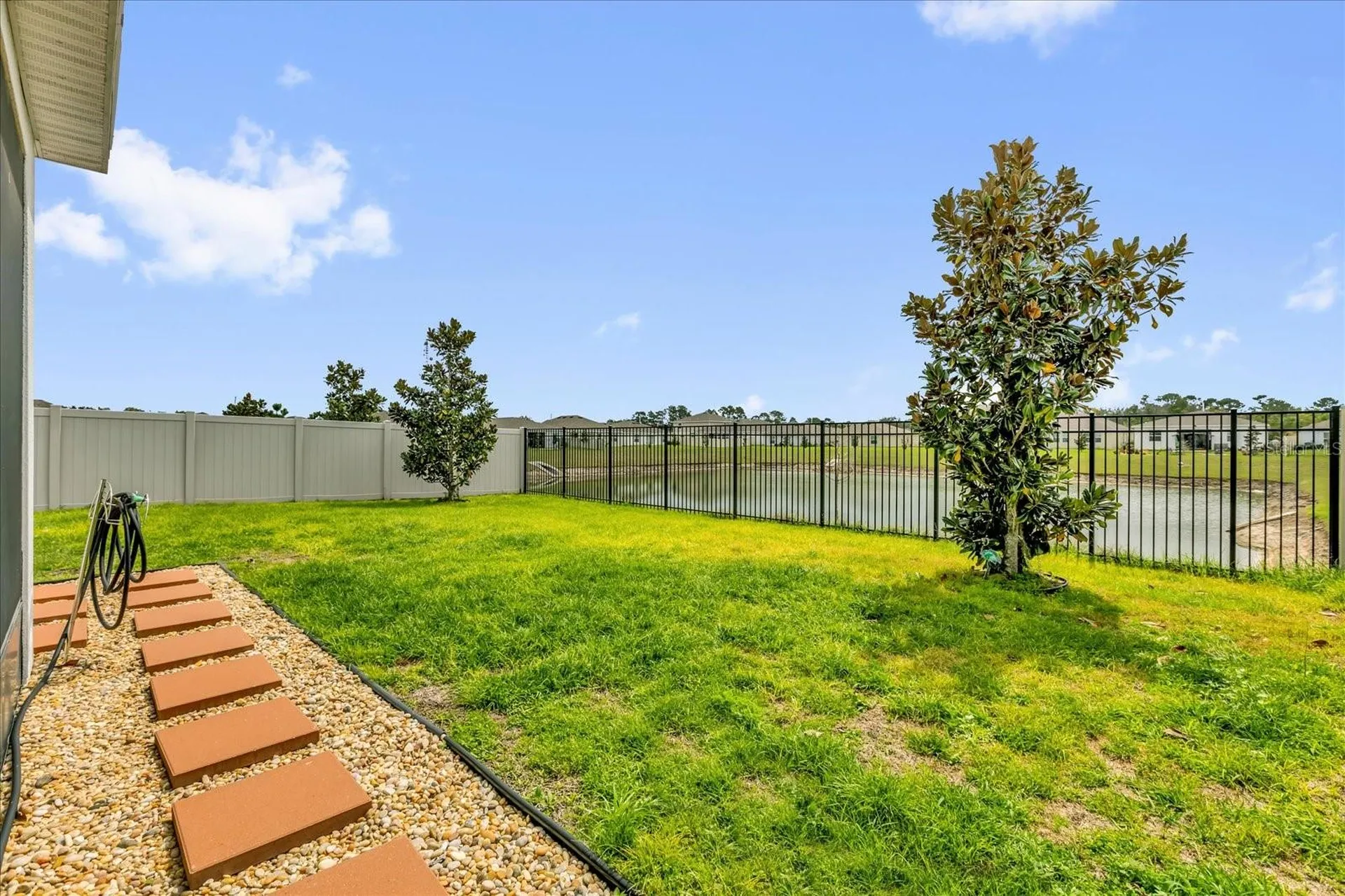 33655 Sky Blossom Circle Leesburg FL 34788
