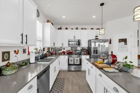 33655 Sky Blossom Circle Leesburg FL 34788