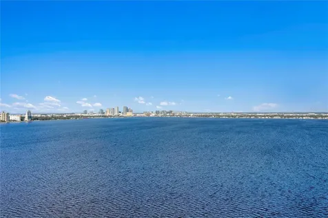 4201 Bayshore Boulevard Tampa FL 33611