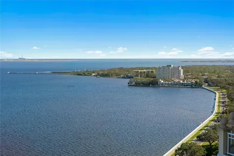 4201 Bayshore Boulevard Tampa FL 33611