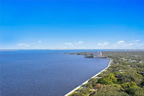 4201 Bayshore Boulevard Tampa FL 33611