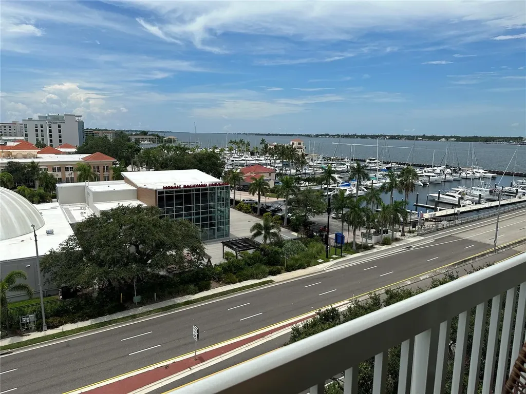 808 3rd Avenue W Bradenton FL 34205