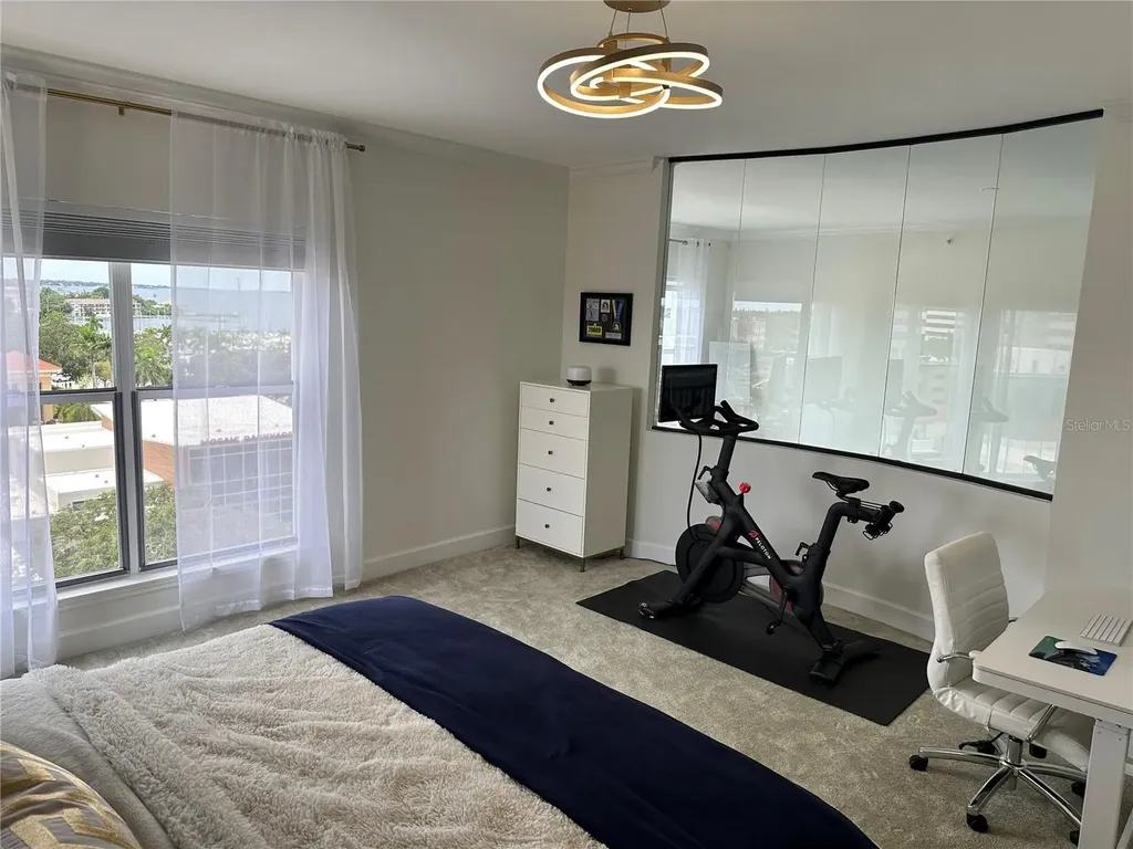808 3rd Avenue W Bradenton FL 34205