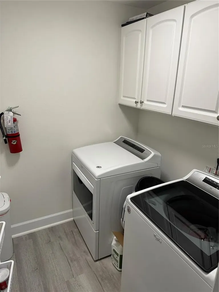 808 3rd Avenue W Bradenton FL 34205