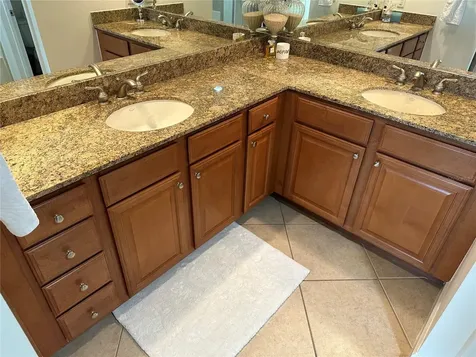 808 3rd Avenue W Bradenton FL 34205