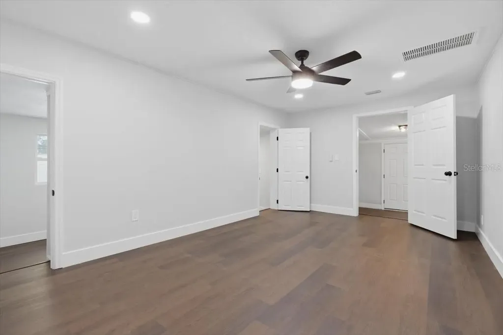 1144 New York Avenue Dunedin FL 34698