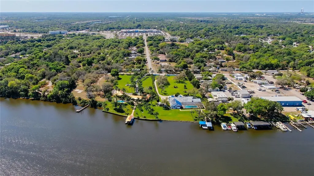 9236-9248,9234 Old Gibsonton Drive Gibsonton FL 33534