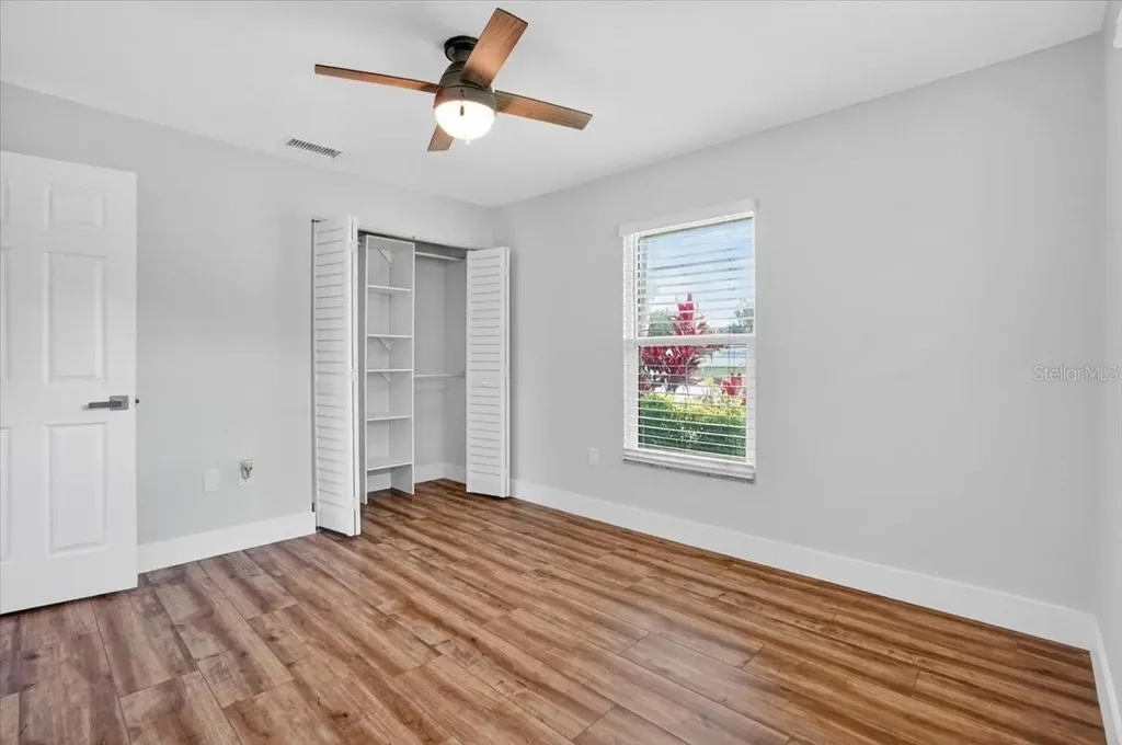 4230 Shady Oaks Court Sarasota FL 34233