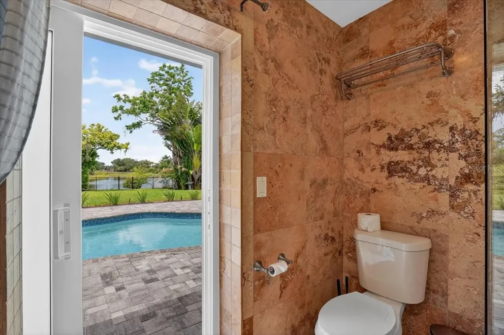 4230 Shady Oaks Court Sarasota FL 34233
