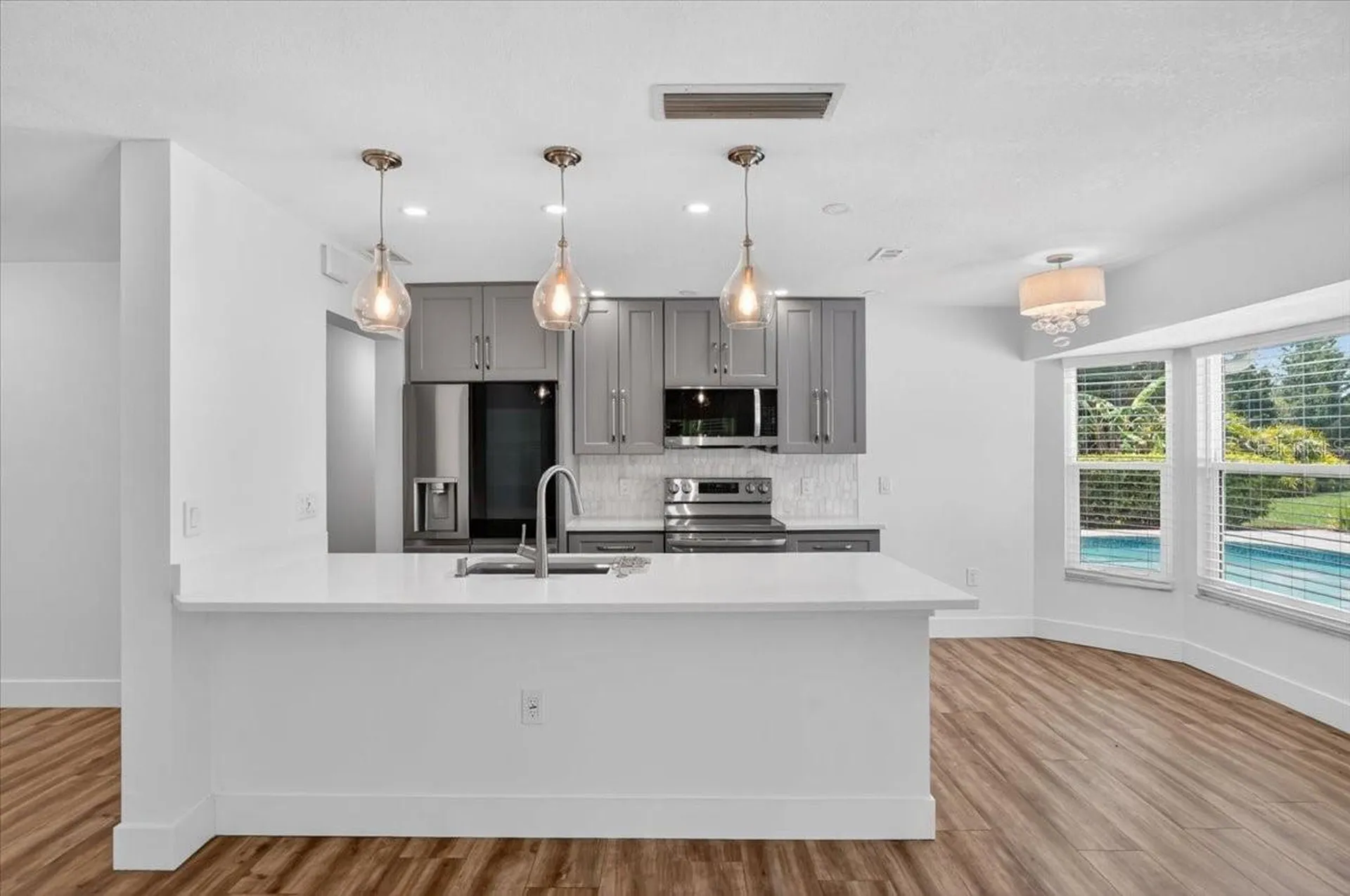 4230 Shady Oaks Court Sarasota FL 34233