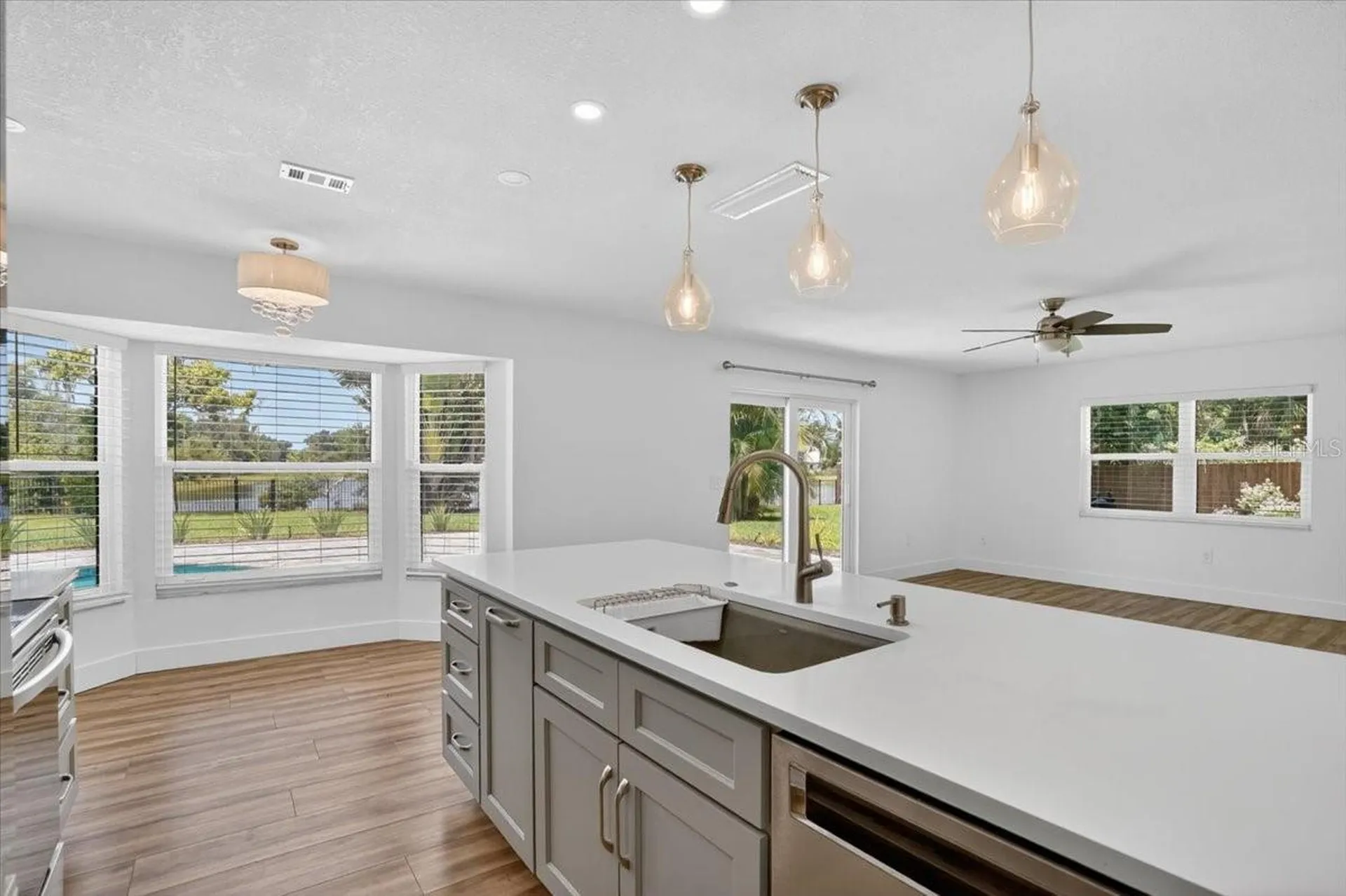 4230 Shady Oaks Court Sarasota FL 34233
