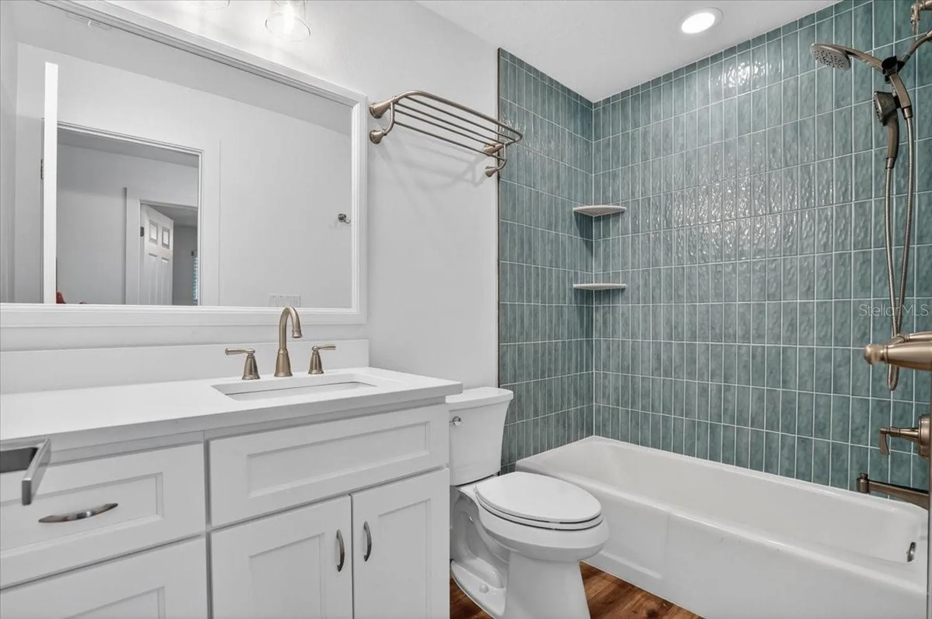 4230 Shady Oaks Court Sarasota FL 34233