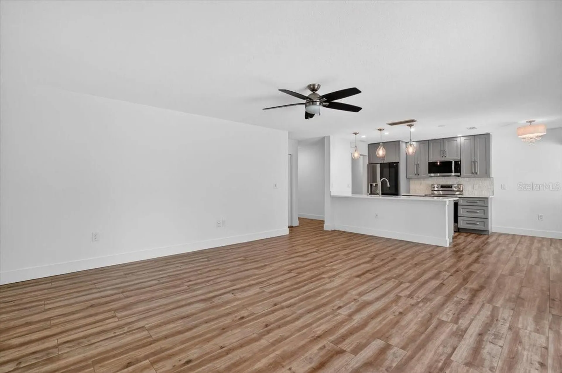 4230 Shady Oaks Court Sarasota FL 34233