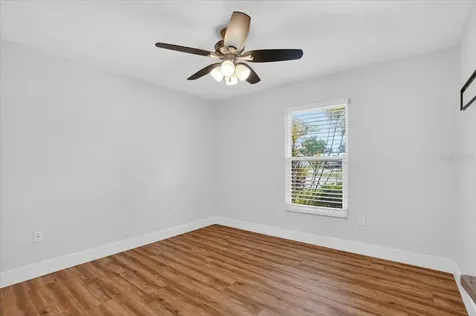 4230 Shady Oaks Court Sarasota FL 34233