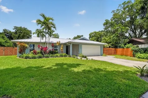 4230 Shady Oaks Court Sarasota FL 34233