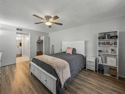 9700 Starkey Road Seminole FL 33777