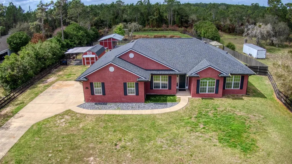 1970 Blackfoot Trail St Cloud FL 34771