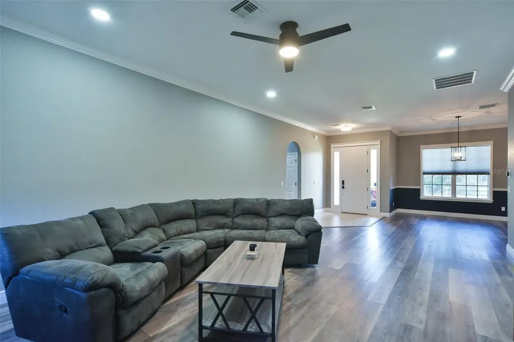 1970 Blackfoot Trail St Cloud FL 34771