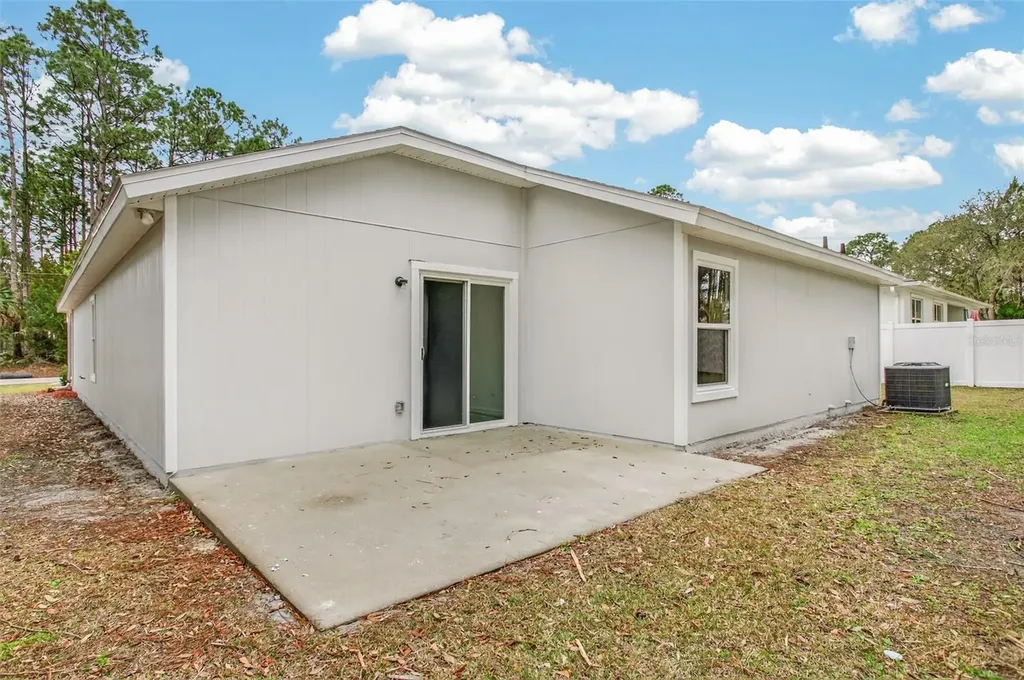 13 Second Path Palm Coast FL 32164