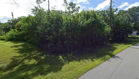 1667 Red Bud Circle NW Palm Bay FL 32907