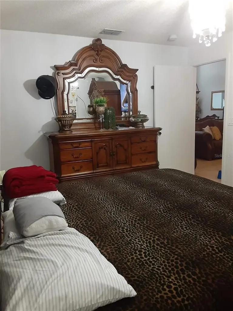 14364 Island Cove Drive Orlando FL 32824