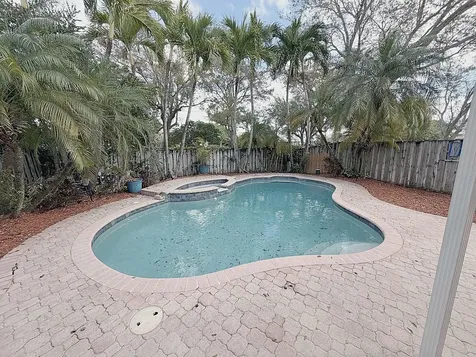 114 Danielle Court Weston FL 33326