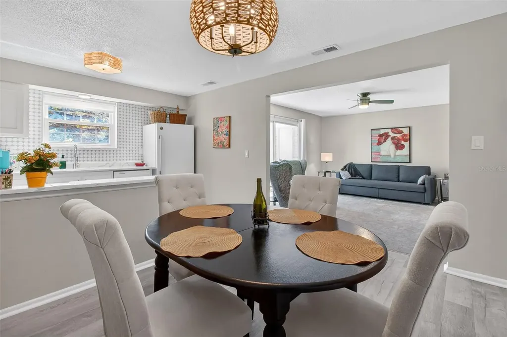3824 37th Street S St Petersburg FL 33711