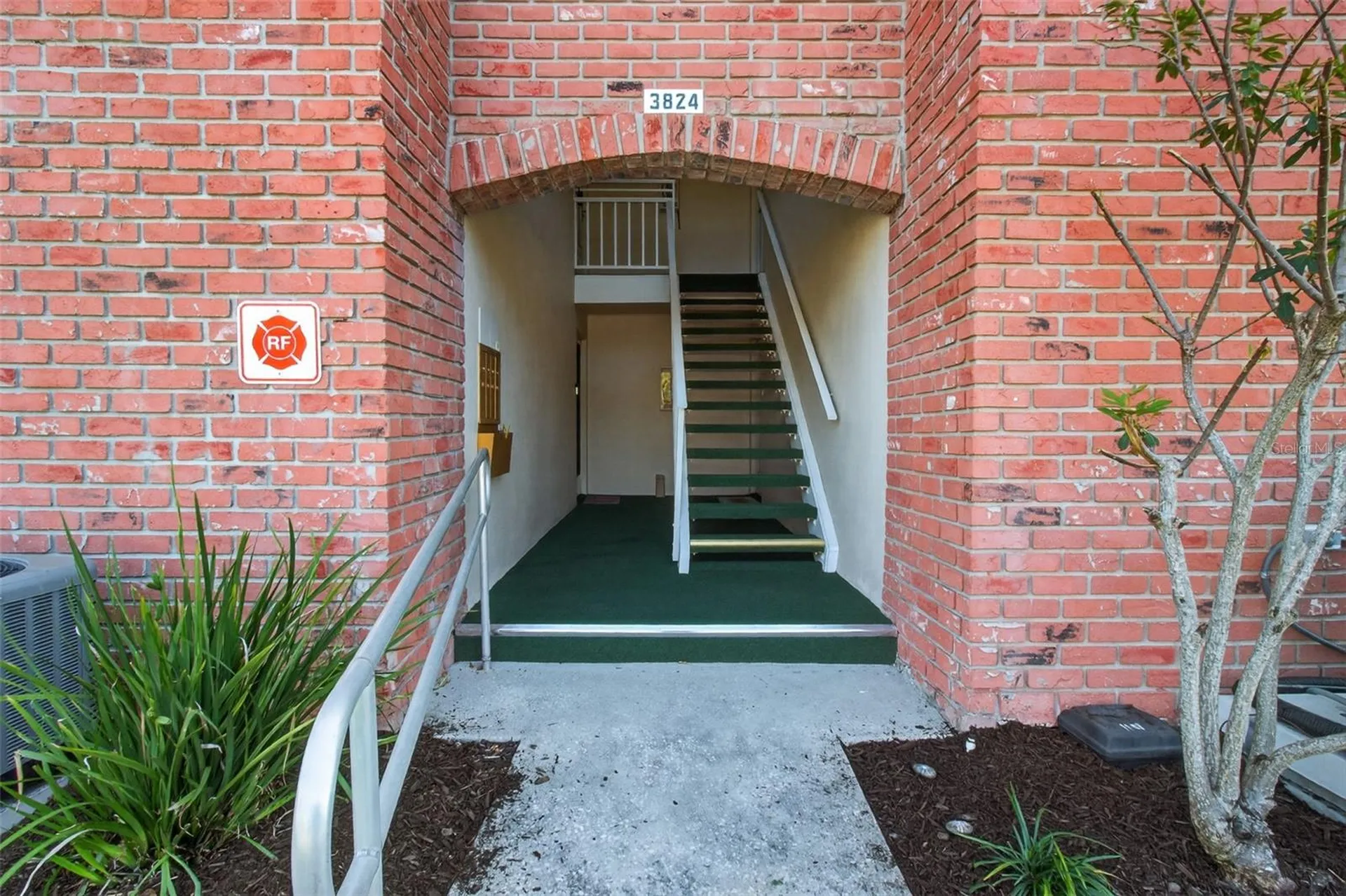 3824 37th Street S St Petersburg FL 33711