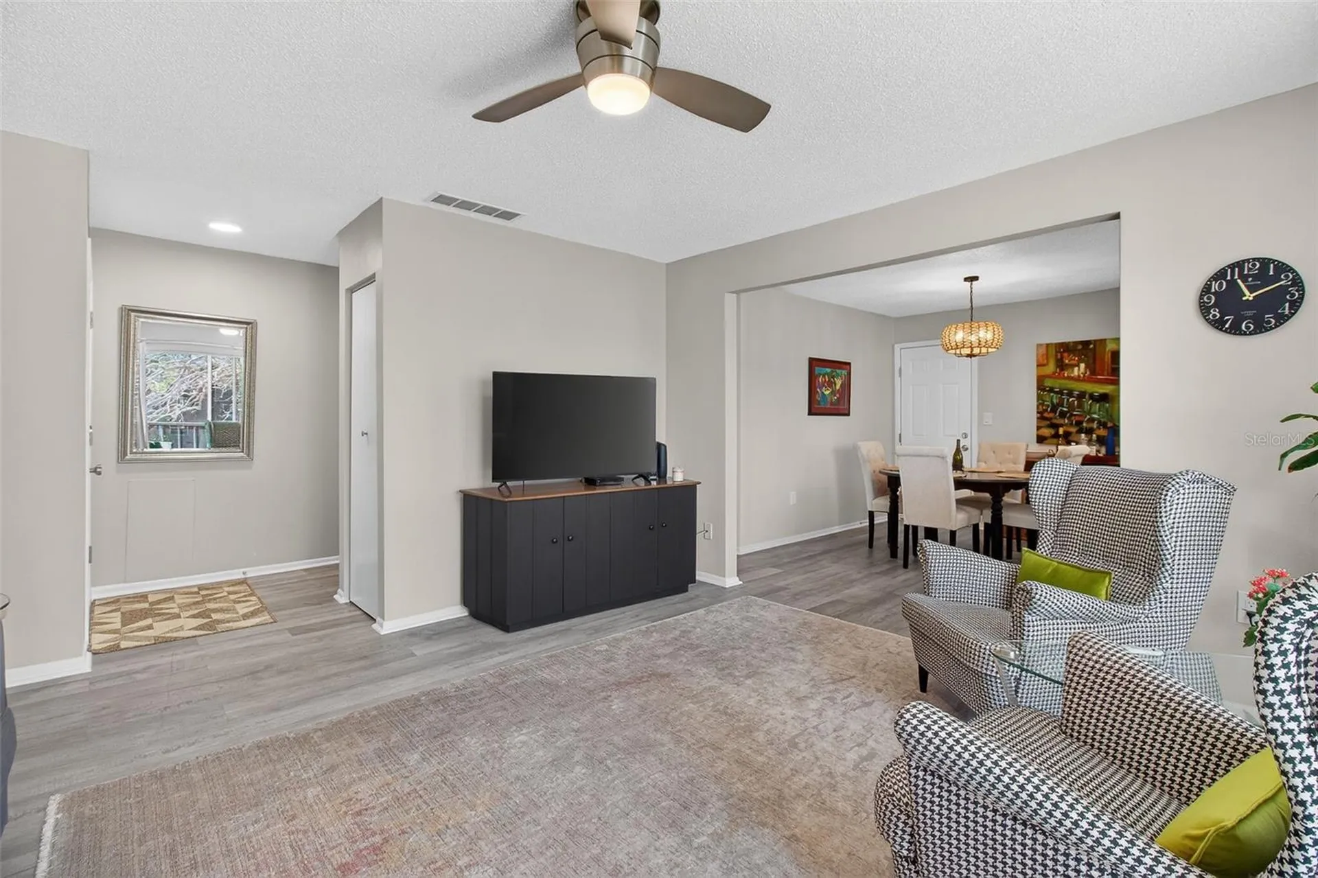 3824 37th Street S St Petersburg FL 33711